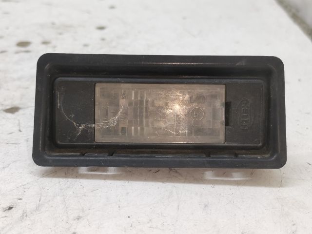 bontott PEUGEOT 407 Hátsó Rendszámtábla Világítás