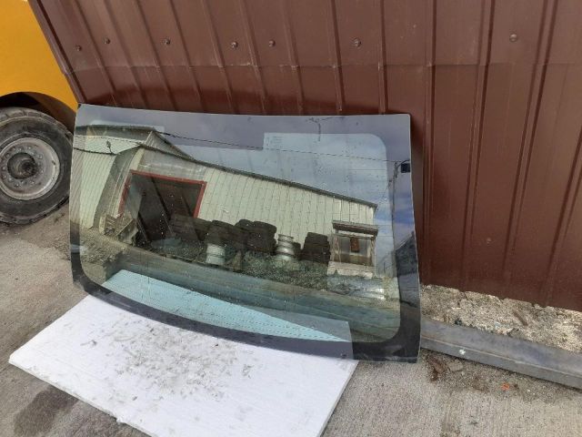 bontott PEUGEOT 407 Hátsó Szélvédő