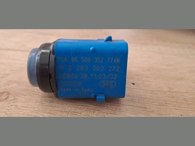 bontott PEUGEOT 407 Hátsó Tolatóradar Fej