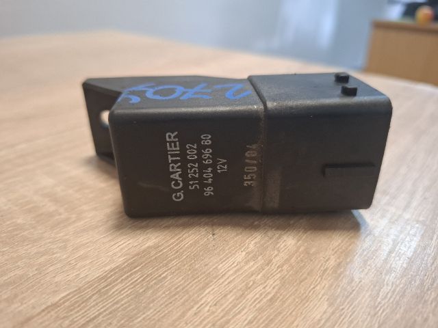 bontott PEUGEOT 407 Izzító Relé