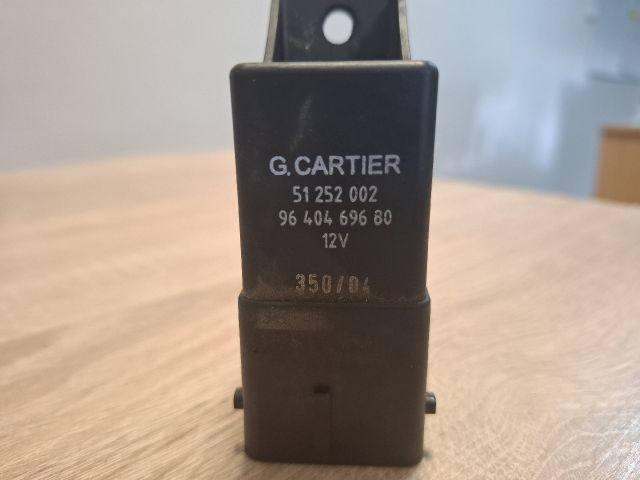 bontott PEUGEOT 407 Izzító Relé