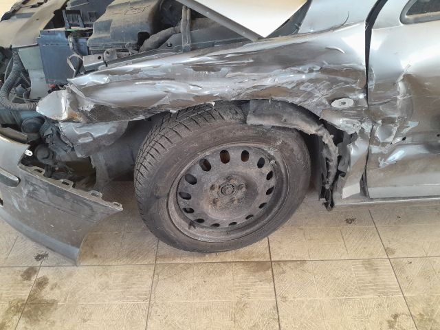 bontott PEUGEOT 407 Jobb B Oszlop Burkolat