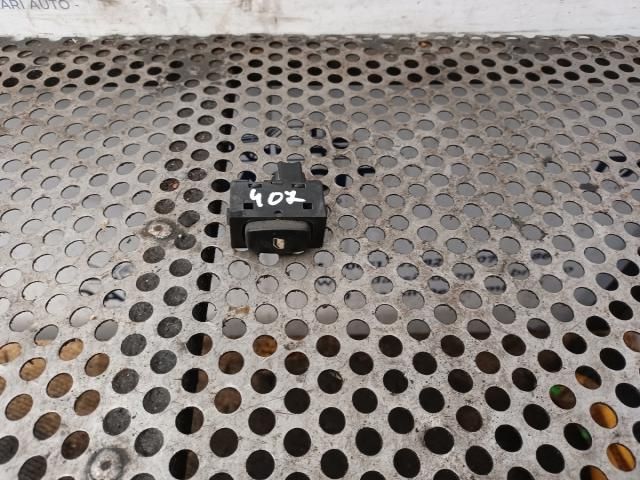 bontott PEUGEOT 407 Jobb első Ablakemelő Kapcsoló