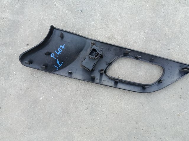 bontott PEUGEOT 407 Jobb első Ablakemelő Kapcsoló