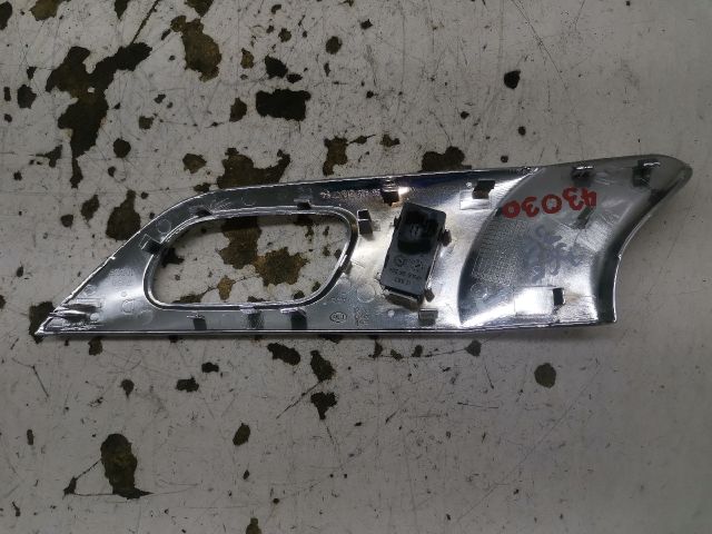 bontott PEUGEOT 407 Jobb első Ablakemelő Kapcsoló