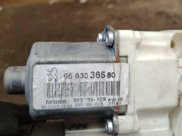 bontott PEUGEOT 407 Jobb első Ablakemelő Motor