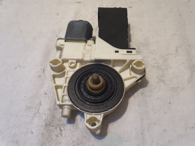 bontott PEUGEOT 407 Jobb első Ablakemelő Motor