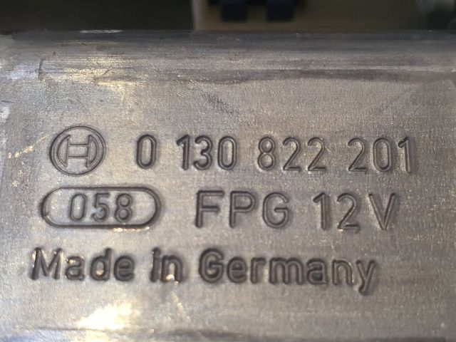 bontott PEUGEOT 407 Jobb első Ablakemelő Motor