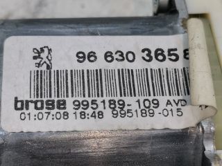 bontott PEUGEOT 407 Jobb első Ablakemelő Motor