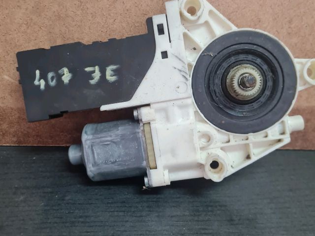 bontott PEUGEOT 407 Jobb első Ablakemelő Motor
