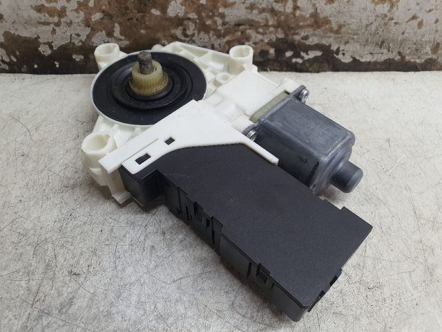 bontott PEUGEOT 407 Jobb első Ablakemelő Motor