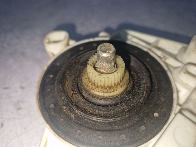 bontott PEUGEOT 407 Jobb első Ablakemelő Motor