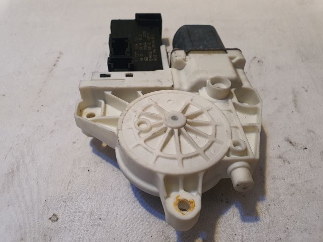 bontott PEUGEOT 407 Jobb első Ablakemelő Motor