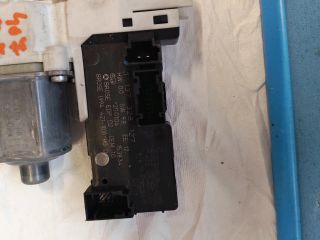 bontott PEUGEOT 407 Jobb első Ablakemelő Motor