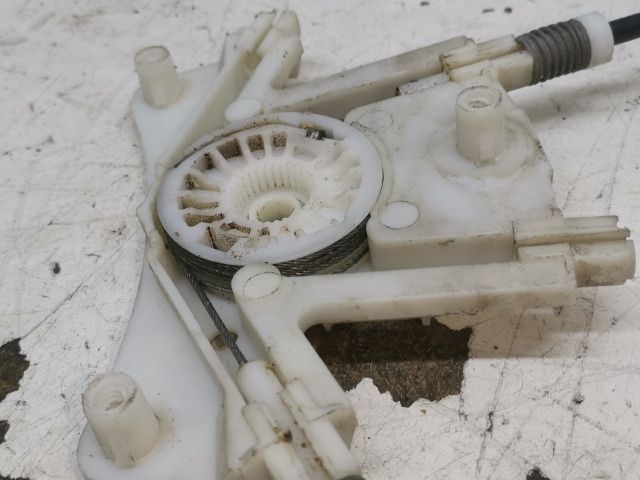 bontott PEUGEOT 407 Jobb első Ablakemelő Szerkezet (Elektromos)