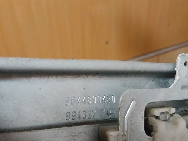 bontott PEUGEOT 407 Jobb első Ablakemelő Szerkezet (Elektromos)