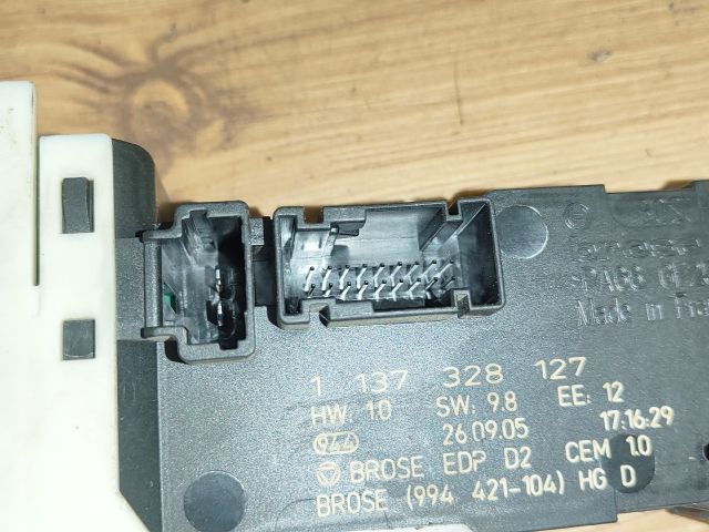 bontott PEUGEOT 407 Jobb első Ablakemelő Szerkezet (Elektromos)