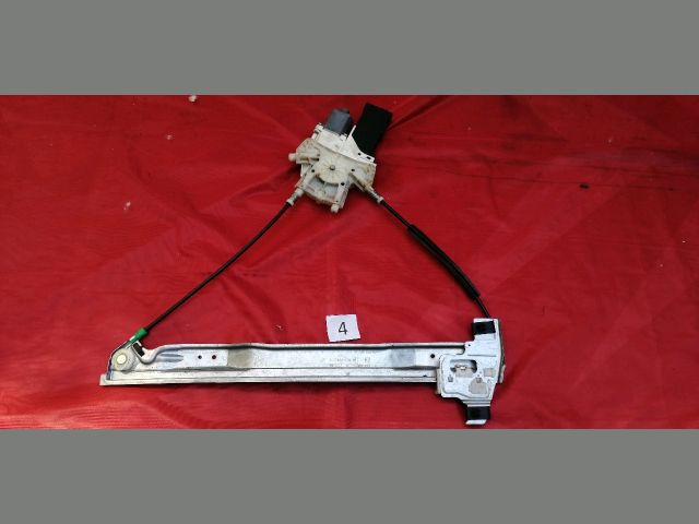 bontott PEUGEOT 407 Jobb első Ablakemelő Szerkezet (Elektromos)