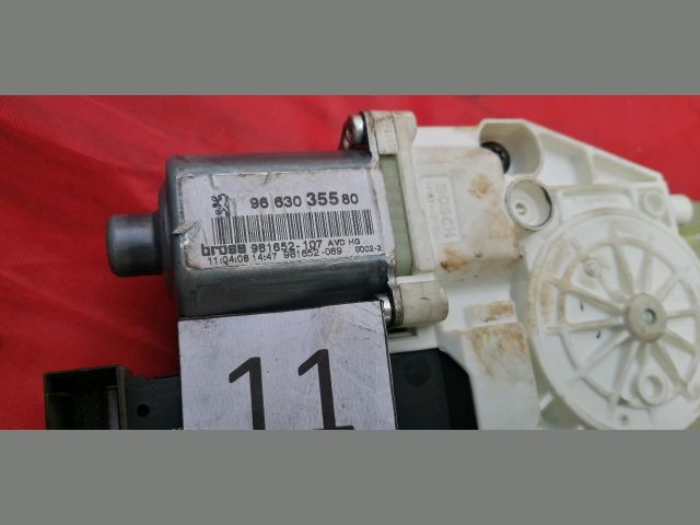 bontott PEUGEOT 407 Jobb első Ablakemelő Szerkezet (Elektromos)