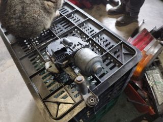 bontott PEUGEOT 407 Jobb első Ablaktörlő Motor