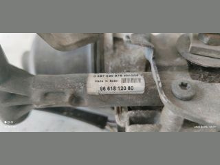 bontott PEUGEOT 407 Jobb első Ablaktörlő Motor