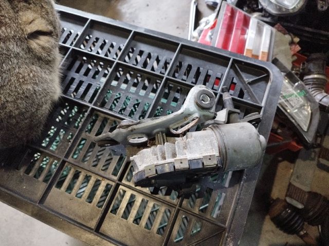 bontott PEUGEOT 407 Jobb első Ablaktörlő Motor