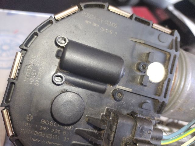 bontott PEUGEOT 407 Jobb első Ablaktörlő Motor