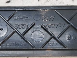 bontott PEUGEOT 407 Jobb első Ajtó Kárpit Díszléc