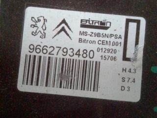 bontott PEUGEOT 407 Jobb első Ajtó Vezérlőegység