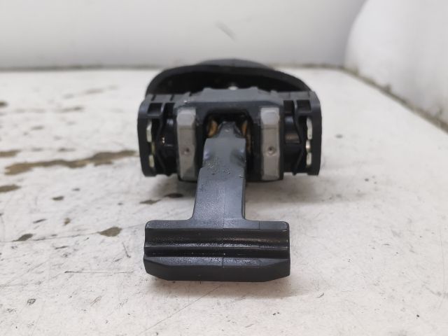 bontott PEUGEOT 407 Jobb első Ajtóhatároló