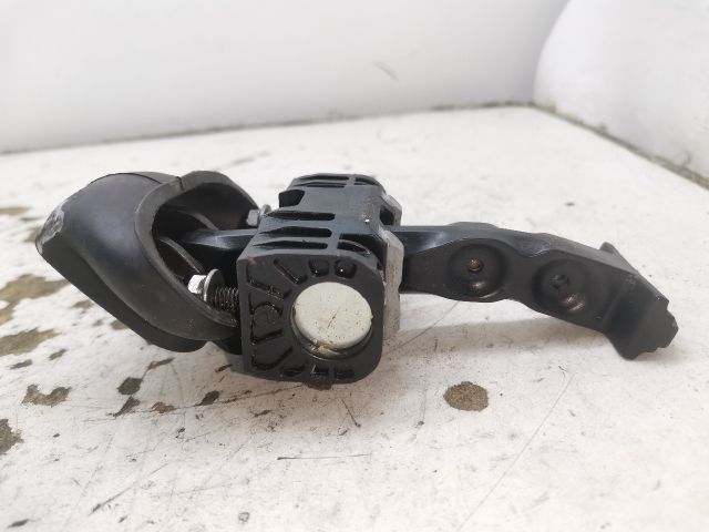 bontott PEUGEOT 407 Jobb első Ajtóhatároló