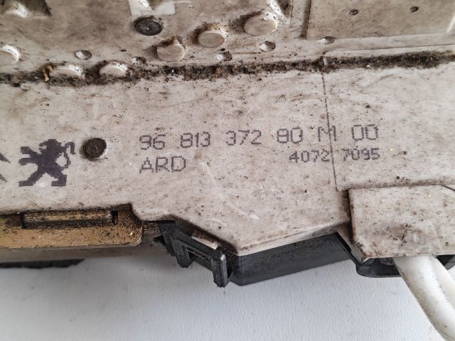 bontott PEUGEOT 407 Jobb első Ajtózár