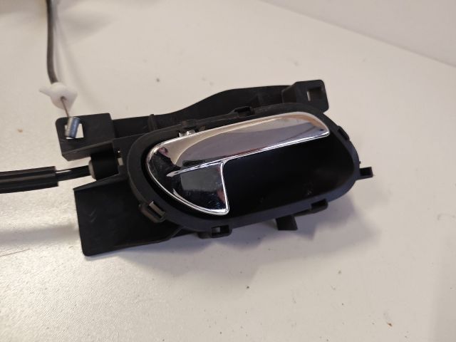 bontott PEUGEOT 407 Jobb első Ajtózár