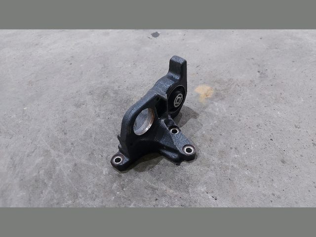 bontott PEUGEOT 407 Jobb első Féltengely Tartó