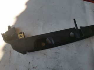 bontott PEUGEOT 407 Jobb első Lökhárító Tartó (Műanyag)