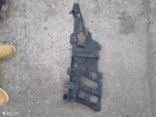 bontott PEUGEOT 407 Jobb első Lökhárító Tartó (Műanyag)