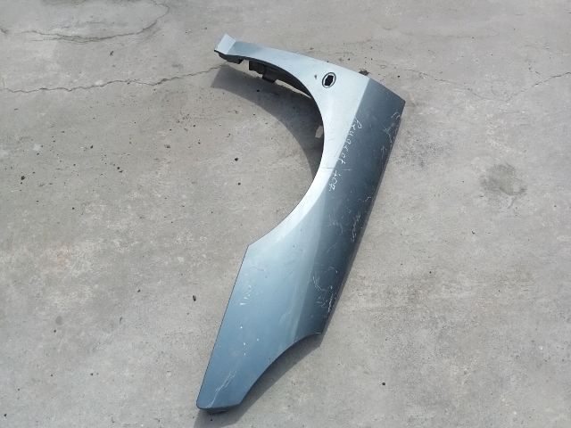 bontott PEUGEOT 407 Jobb első Sárvédő