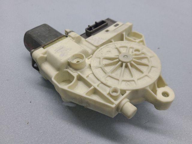 bontott PEUGEOT 407 Jobb hátsó Ablakemelő Motor