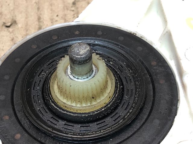 bontott PEUGEOT 407 Jobb hátsó Ablakemelő Motor