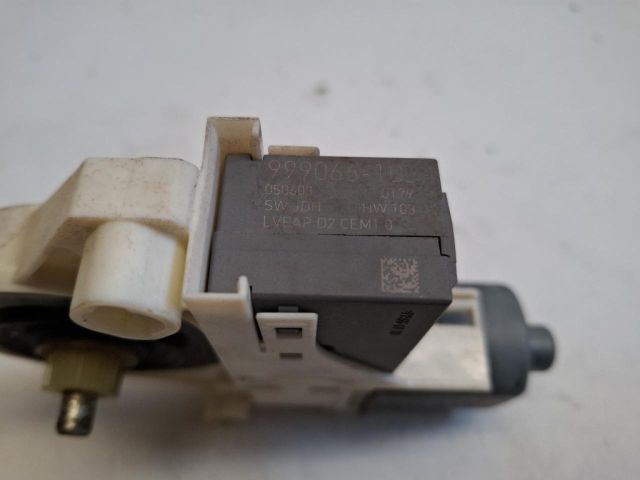 bontott PEUGEOT 407 Jobb hátsó Ablakemelő Motor