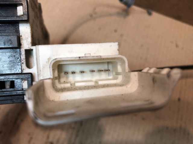 bontott PEUGEOT 407 Jobb hátsó Ajtózár