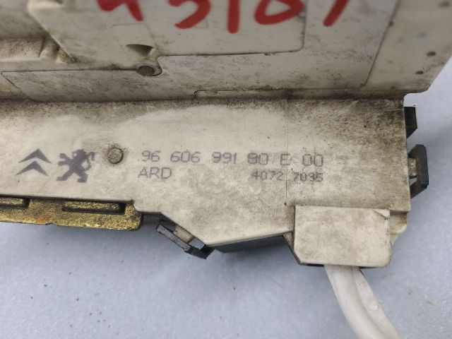 bontott PEUGEOT 407 Jobb hátsó Ajtózár