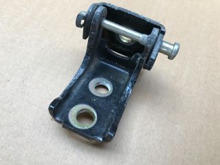 bontott PEUGEOT 407 Jobb hátsó Alsó Zsanér