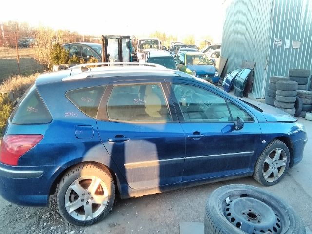 bontott PEUGEOT 407 Jobb hátsó Fejtámla