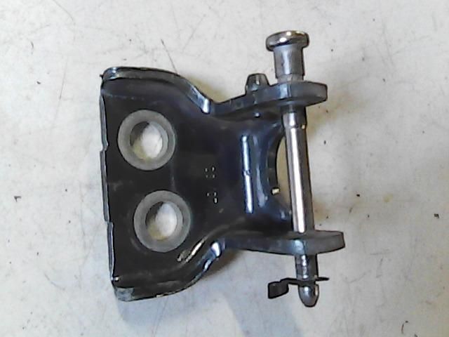 bontott PEUGEOT 407 Jobb hátsó Felső Zsanér