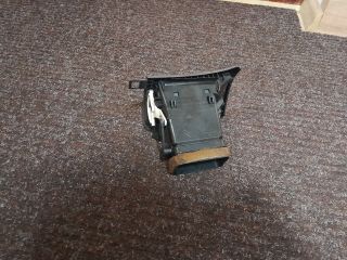 bontott PEUGEOT 407 Jobb Szellőző