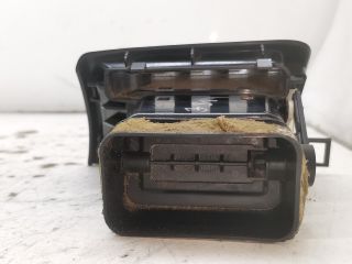 bontott PEUGEOT 407 Jobb Szellőző