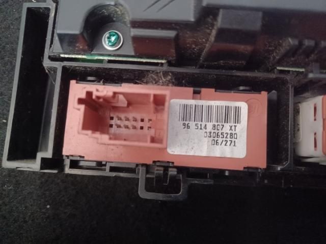 bontott PEUGEOT 407 Klíma Kapcsoló