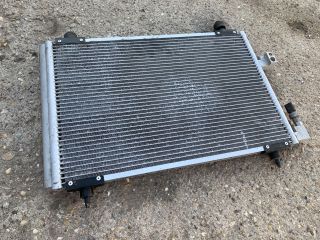 bontott PEUGEOT 407 Klímahűtő Radiátor