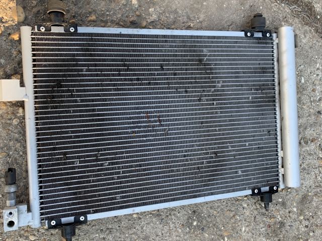 bontott PEUGEOT 407 Klímahűtő Radiátor